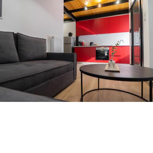 Zalman's Ground Floor 1BR Place