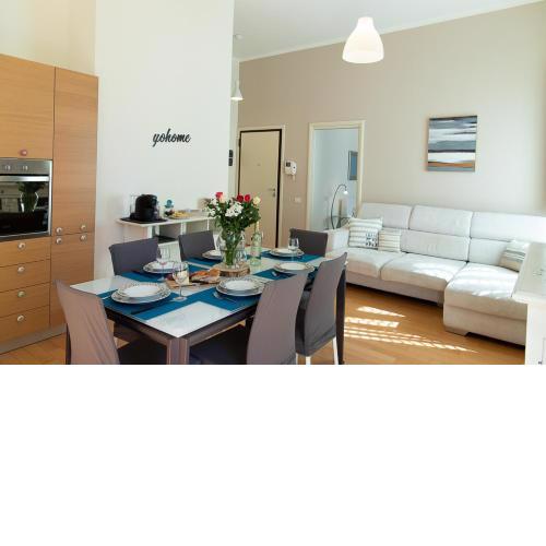 Zara D'Amare a Pesaro 10 metri dalla spiaggia by Yohome