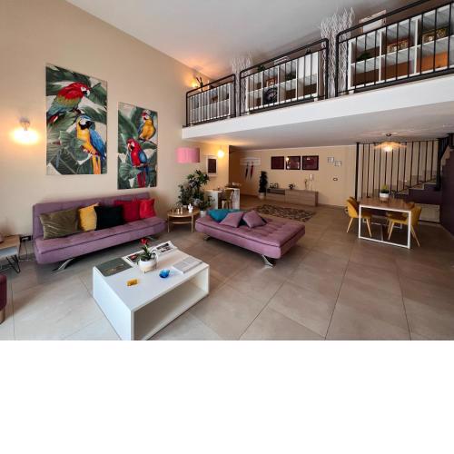 ZEFIA HOME