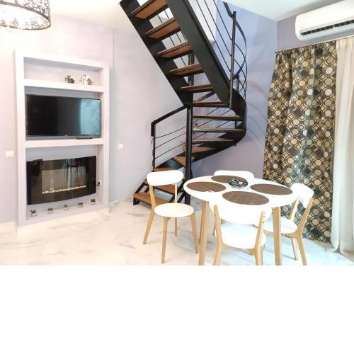 ZEN Neapoli Penthouse Suite Maisonette