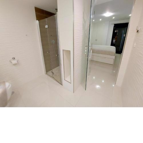 Zenia Beach 8 sleeps - Private pool
