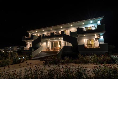 Zeus Apartments
