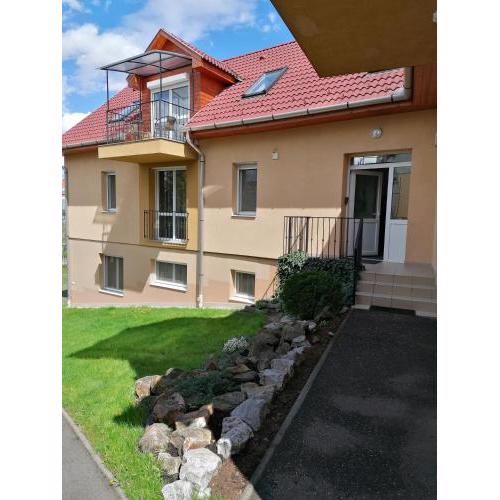 Zita Apartman