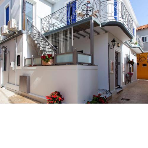 Ziv&Tonic Lefkada Town Square Apt.15