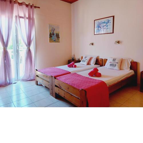 ZOI & ALEXIA APARTMENTS