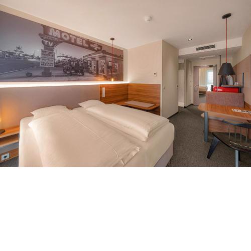 Zündwerk - Motel