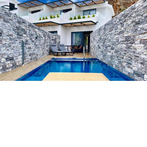 Aelia Suites