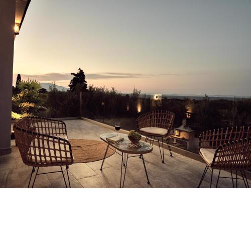 Kapodistria Luxury Villa