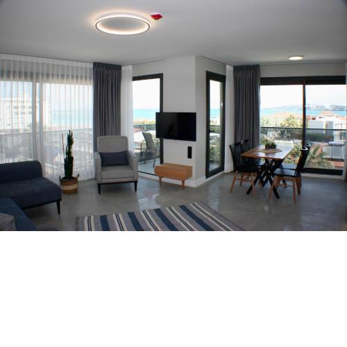 Krem Marin Suites
