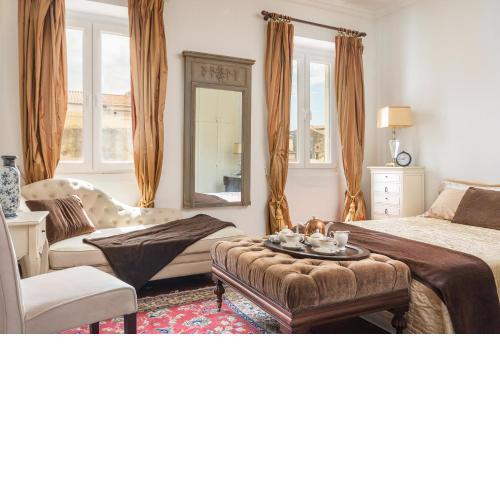 Liston Town House