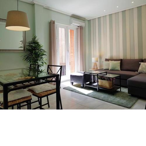 Nice apartment in Arenal. FREE WIFI &Well located