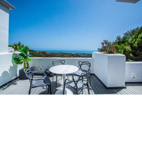 Superb duplex with a panoramic sea view